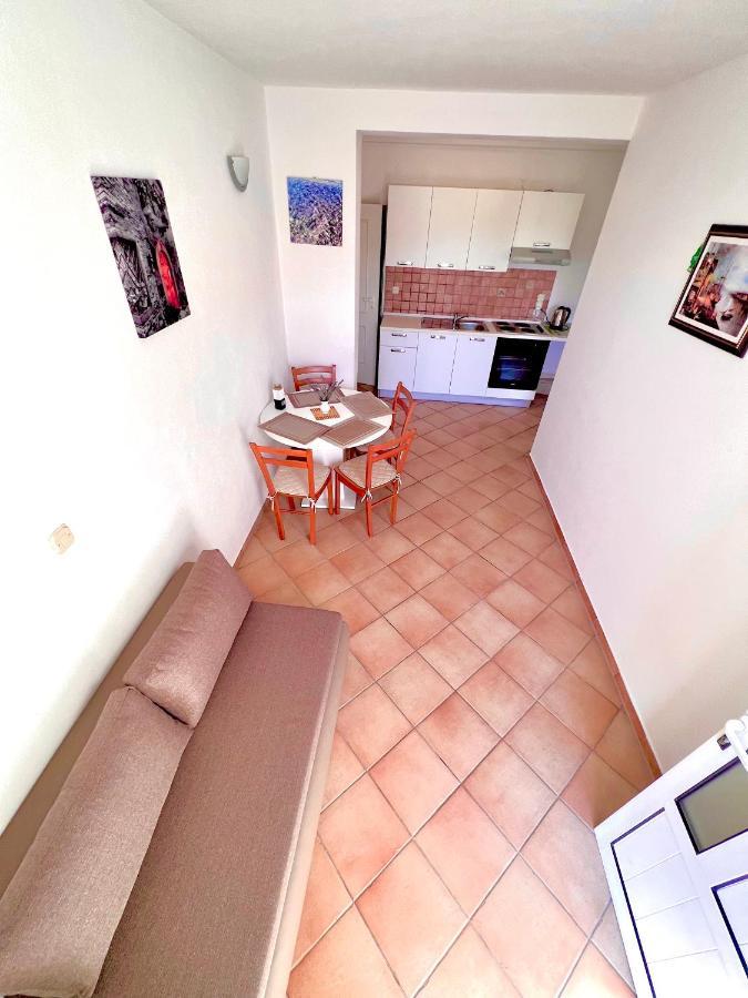 Apartments Mdk Kate โตรกีร์ ภายนอก รูปภาพ
